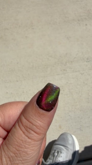 Pretty Pressed Nail Set — Mood Ring